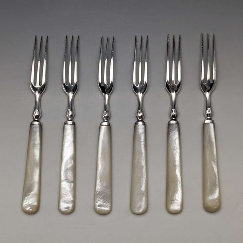 1950's British Vintage White Pearl Handle Cutlery 6 Pair Set with Case Mappin & Webb