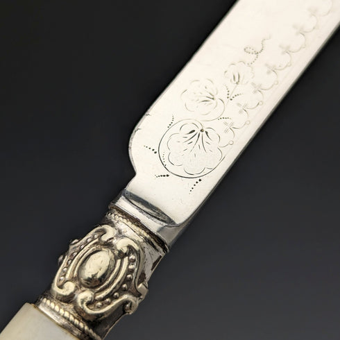 19世紀後半 英国アンティーク 彫刻白蝶貝ハンドル デザートカトラリー6ペアセット 木箱入り