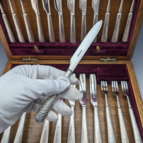 British Vintage Silver Plated Cutlery 12 Pair Set in Wooden Box Elkington