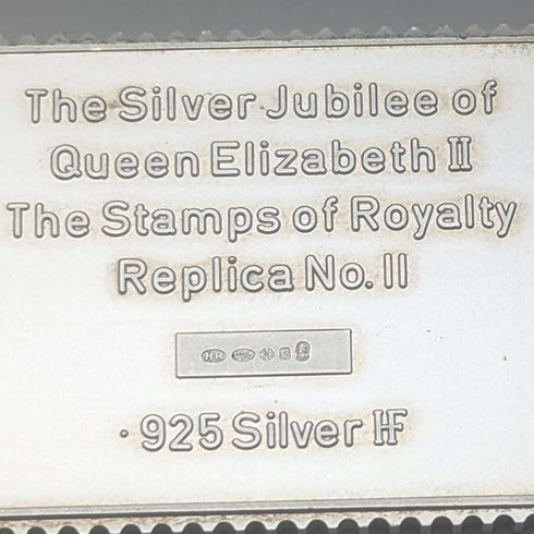 1977 年伊莉莎白二世 25 週年加冕週年紀念純銀 1 英鎊郵票複製品 32 克