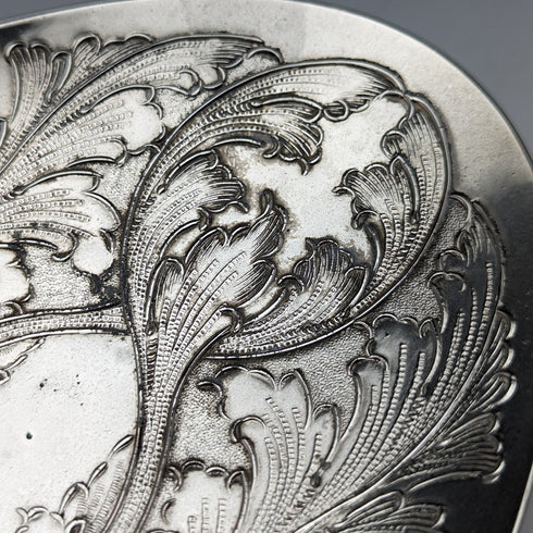 英国ヴィンテージ シルバープレート製 リス装飾 オーバルディッシュ