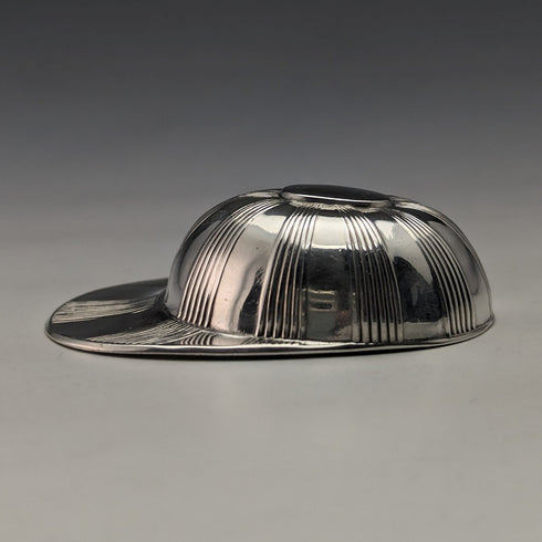 英国アンティーク シルバープレート製 ジョッキーキャップ型ティーキャディースプーン