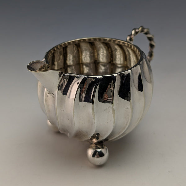 維多利亞晚期英國古董鍍銀奶油壺