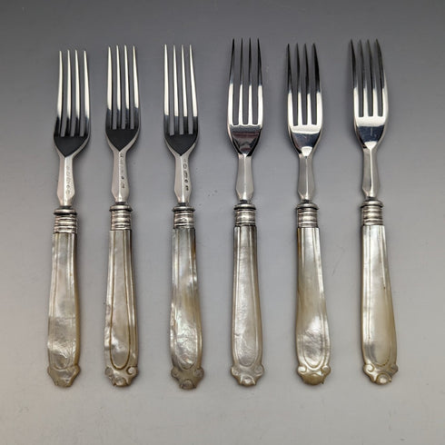 英国アンティーク 彫刻白蝶貝ハンドル デザートカトラリー6ペアセット Elkington & Mason