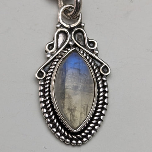 1929年 英国ヴィンテージ 純銀製アルバートチェーン 48g ムーンストーンフォブ