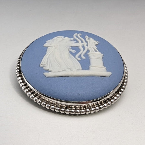 1958 British Vintage Wedgwood Sterling Silver & Jasperware Round Brooch