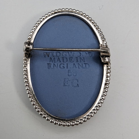 1958 British Vintage Wedgwood Sterling Silver & Jasperware Oval Brooch