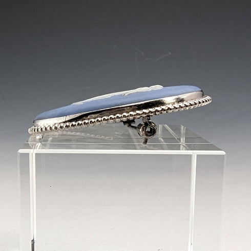 1958 British Vintage Wedgwood Sterling Silver & Jasperware Oval Brooch