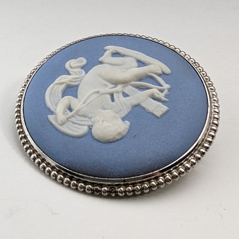 英国ヴィンテージ ウェッジウッド 純銀&ジャスパーウェア 丸型ブローチ