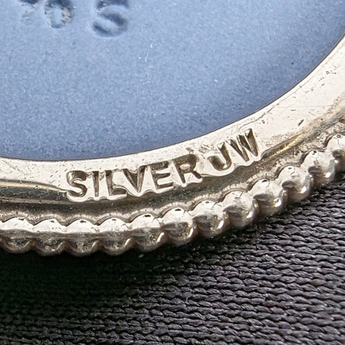 英国ヴィンテージ ウェッジウッド 純銀&ジャスパーウェア 丸型ブローチ