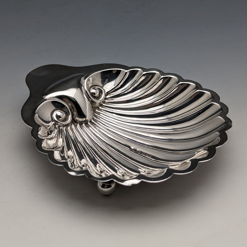 1902 年英國古董純銀貝殼盤 90 克 Arthur Fenwick