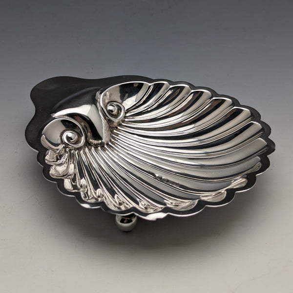 1902 年英國古董純銀貝殼盤 90 克 Arthur Fenwick