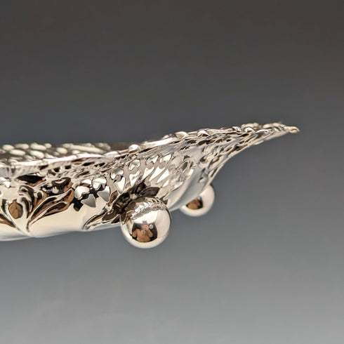 1897 年英國古董純銀花卉雕刻盤 62 克 George Nathan & Ridley Hayes