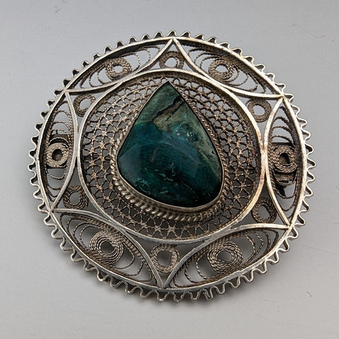 英國復古綠寶石和花絲銀胸針