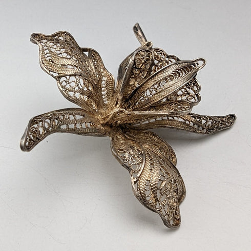 英國復古花絲卡特蘭銀胸針