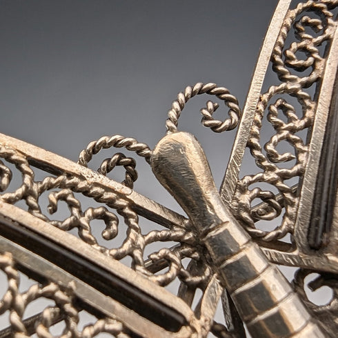 英國復古花絲蝴蝶銀胸針 1