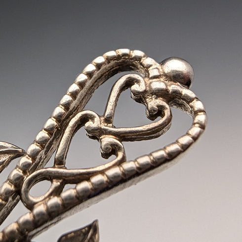 約 1930 年英國復古純銀花卉裝飾十字架吊墜 Boorman & Son