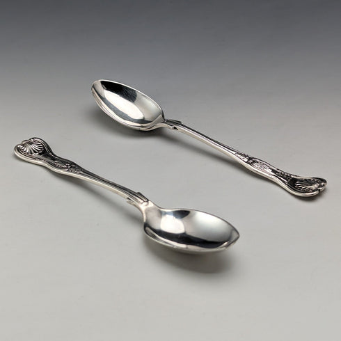 Circa 1914 British Antique Sterling Silver Teaspoon Pair Mappin & Webb