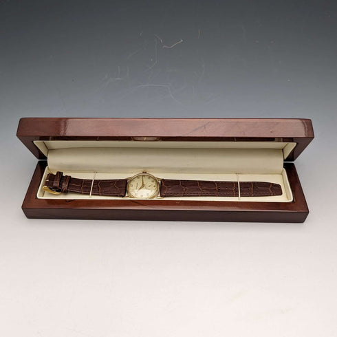 1962 年英國復古 Russell 手錶 K9 純金錶殼,工作狀態良好,木盒裝