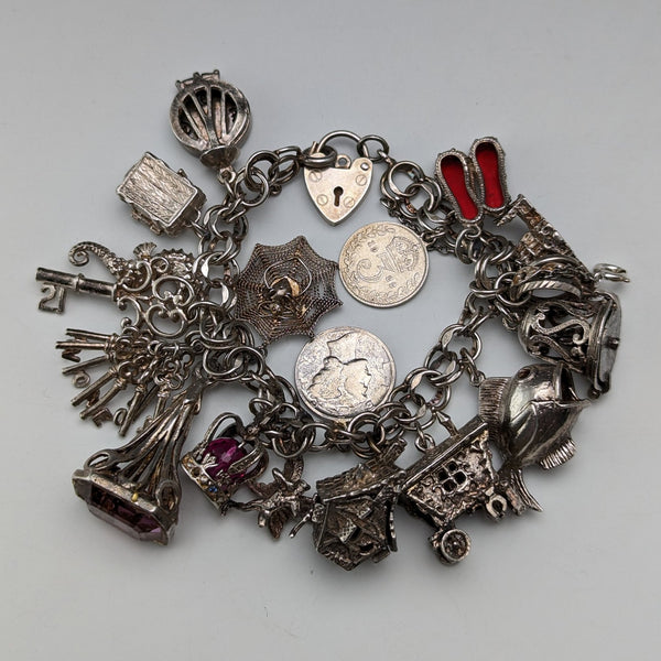 1980 British Vintage Sterling Silver Charm Bracelet 75g