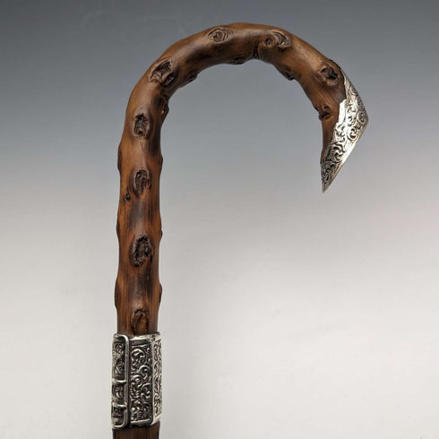 1900 年英國古董男士手杖,弧形手柄,純銀裝飾,棕色桿,90 厘米