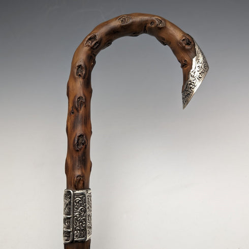 1900 年英國古董男士手杖,弧形手柄,純銀裝飾,棕色桿,90 厘米