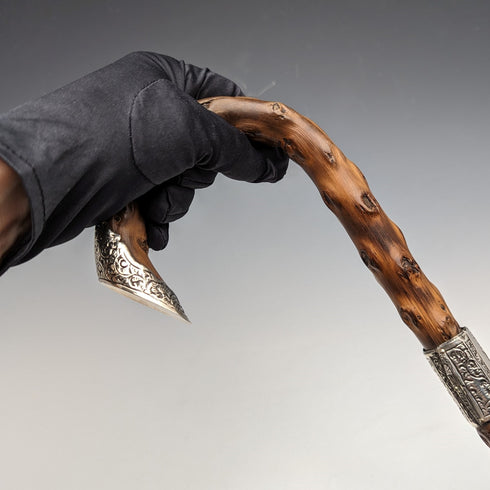 1900 年英國古董男士手杖,弧形手柄,純銀裝飾,棕色桿,90 厘米