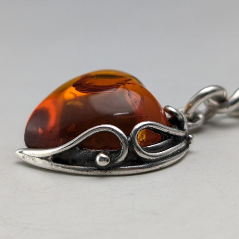 1900年頃 英国アンティーク 純銀製アルバートチェーン 33g ハート型琥珀フォブ