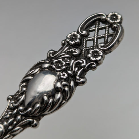 1897年 英国アンティーク 純銀ハンドル 爪やすり L Bennnett