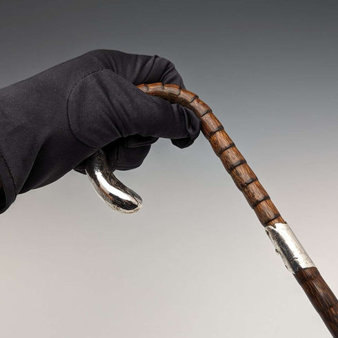 1909 年英國古董女士手杖純銀裝飾弧形手柄 87 厘米