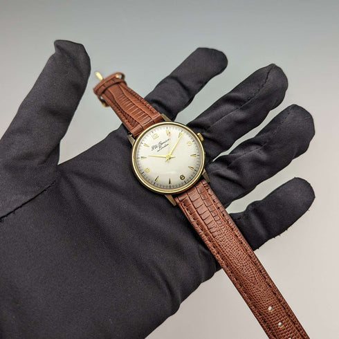 1970 British Vintage JW Benson K9 solid gold case men's watch in good working order