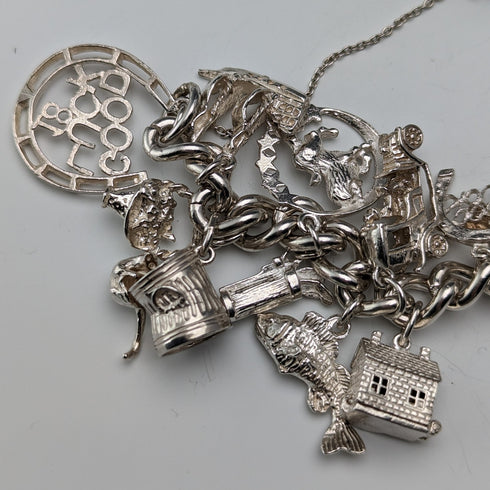 英国ヴィンテージ 純銀製 チャームブレスレット 100g