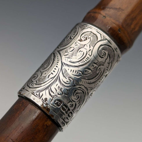 1897 年手杖,雕刻圓柄,純銀裝飾,88 厘米