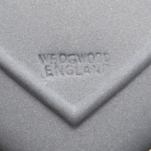 英国ヴィンテージ ウェッジウッド ジャスパーウェア製 ハート型パフュームボトル