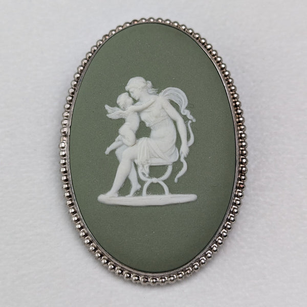 1952年 英国ヴィンテージ ウェッジウッド 純銀&グリーンジャスパーウェア オーバルブローチ