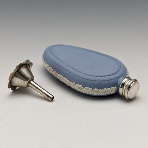 英國復古韋奇伍德碧玉橡子形狀香水瓶