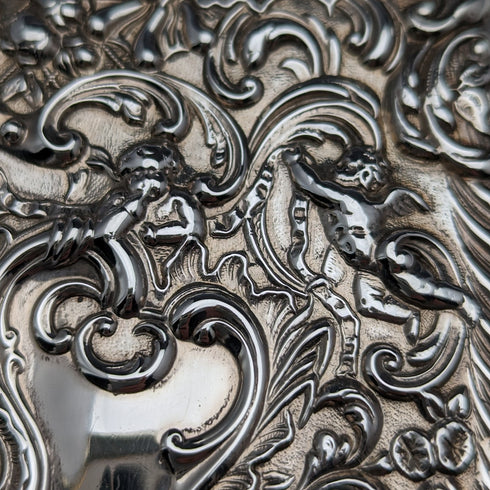 1900年 英国アンティーク 天使彫刻 両開き型 純銀カードケース 117g WILLIAM COMYNS