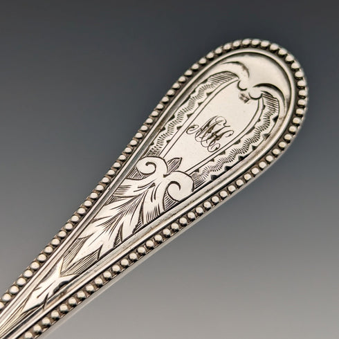 1870年頃 英国アンティーク シルバープレート製 クリスニングセット ケース入