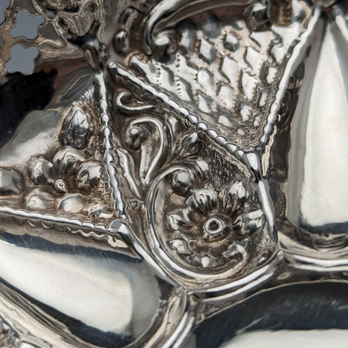 1902 年英國古董純銀花盤 43 克 Walker 與 Hall