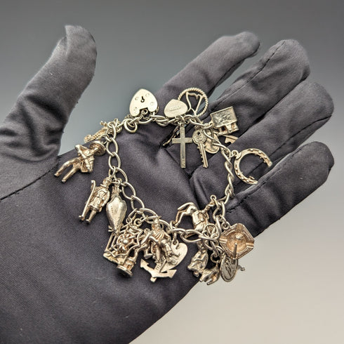 英國復古純銀吊飾手鍊 47 克 WJS