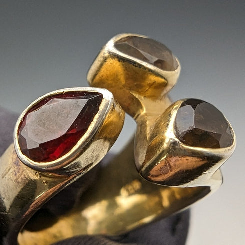 英国ヴィンテージ ジュエリー 2カラー3ストーン ギルト純銀リング 指輪