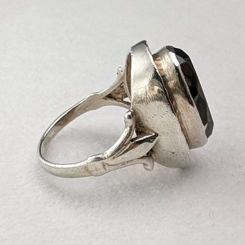 1976 British vintage jewelry, large brown stone, sterling silver ring