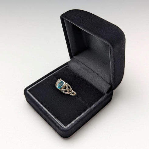 British vintage jewelry blue stone sterling silver ring
