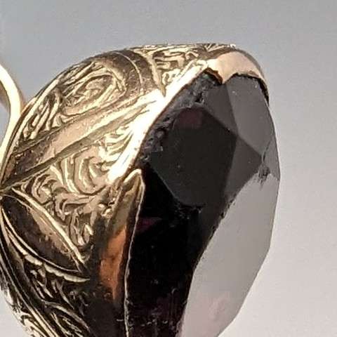 20 世紀初 8 克拉黃金與紫色寶石項鍊