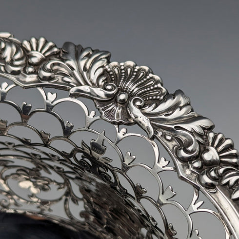 1906 年英國古董純銀中心碗帶柄 745 克 Daniel&John Wellby