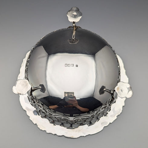 1906 年英國古董純銀中心碗帶柄 745 克 Daniel&John Wellby