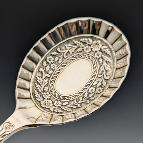 1916年 英国アンティーク シルバープレート製 サービングスプーンペア