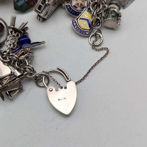 1970年代 英国ヴィンテージ 純銀製 チャームブレスレット 89g