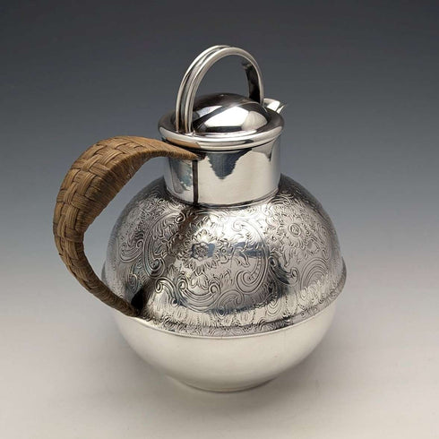 Vintage British silver plate 1.5 pint jersey jug
