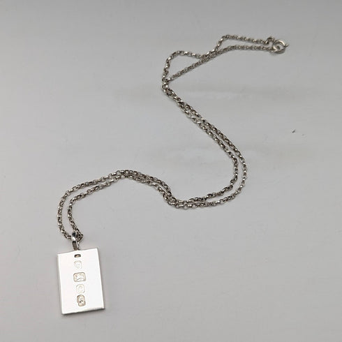 1977年 英国ヴィンテージ 純銀インゴットペンダント 1/2トロイオンス 純銀チェーン付